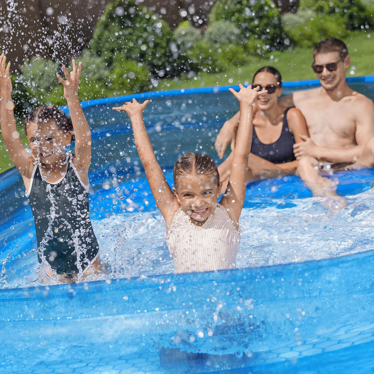H2OGO! Family Lounge Pool