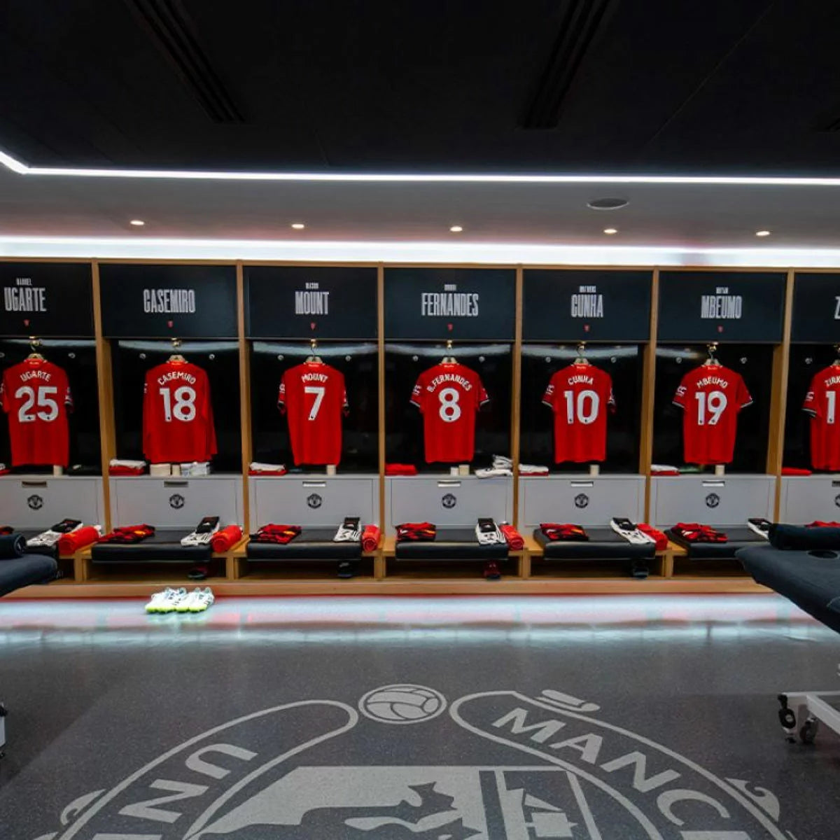 Virgin Experience Days Manchester United Stadium Tour for Two Adults