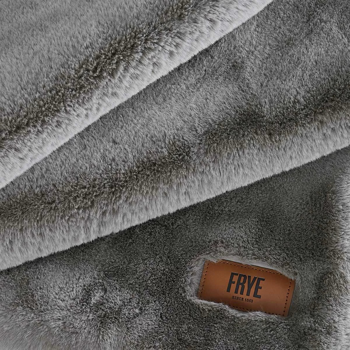 FRYE Luxe Faux Fur Throw, 152 x 177 cm