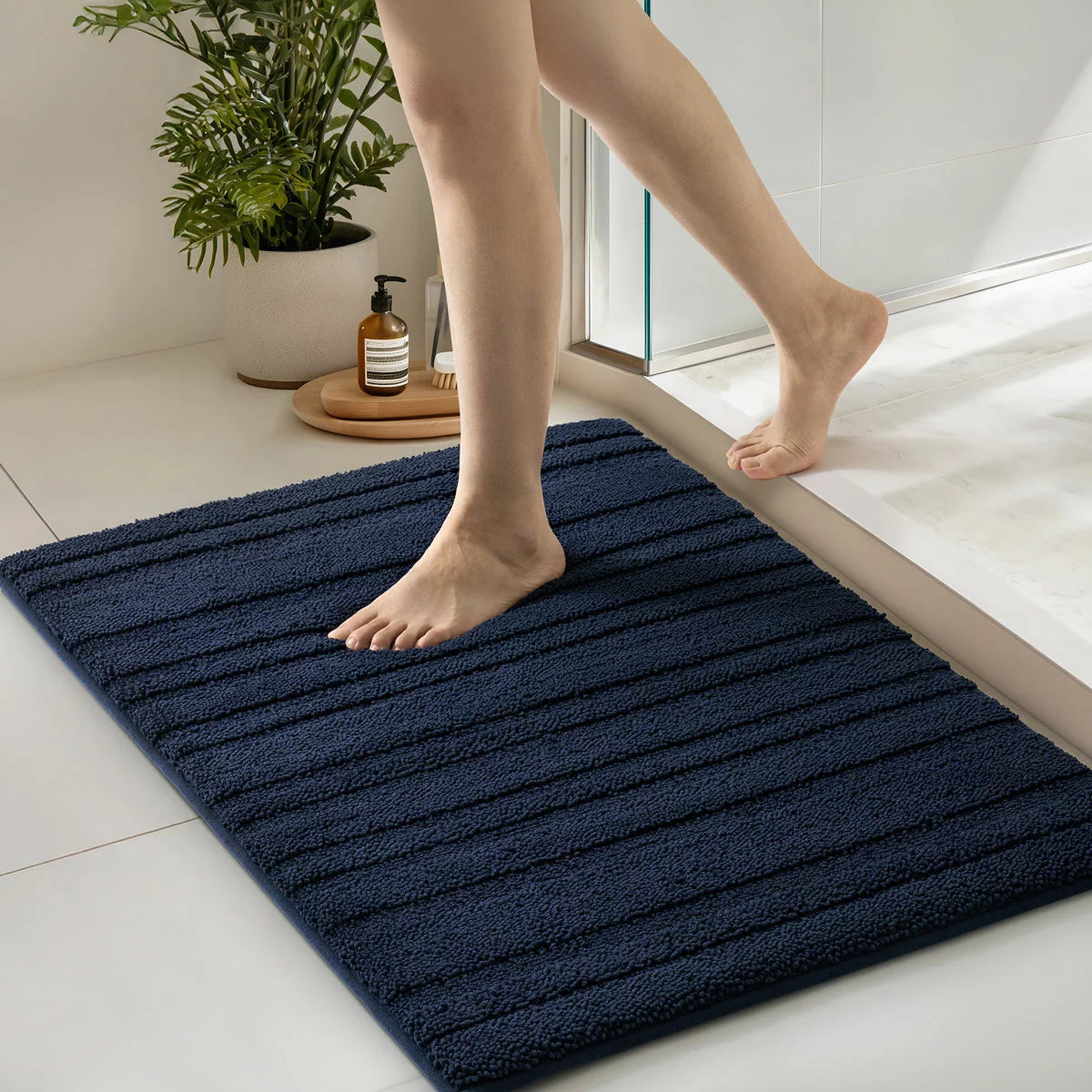 Evergrace Home Chenille Memory Foam Bath Mat, 61 x 91 cm