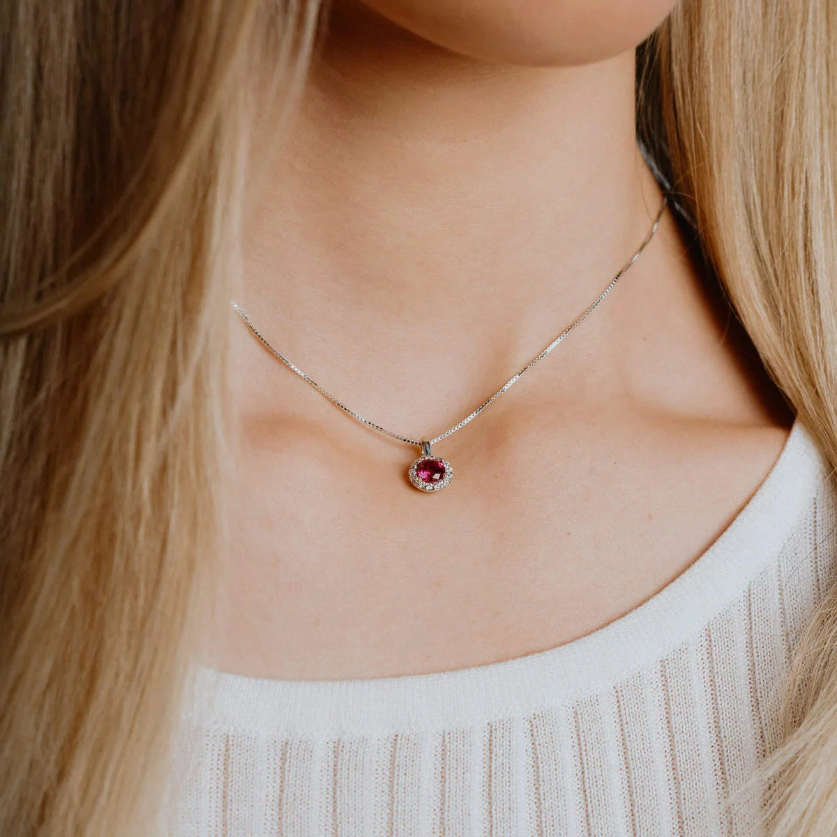 Diamonfire Sterling Silver Round Zirconia Red Pendant