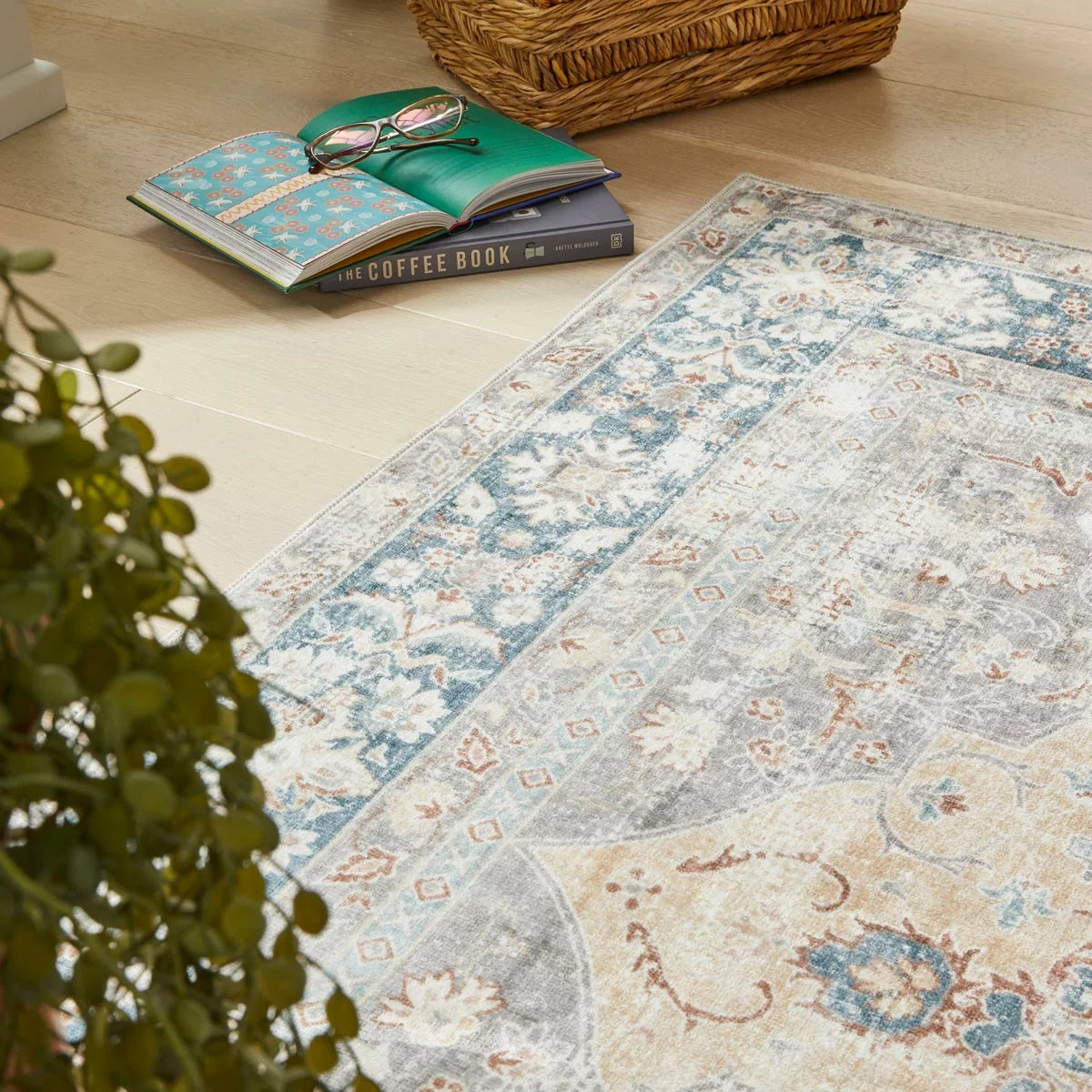 Concept Looms Liberty Gold Washable Rug, in 3 Sizes