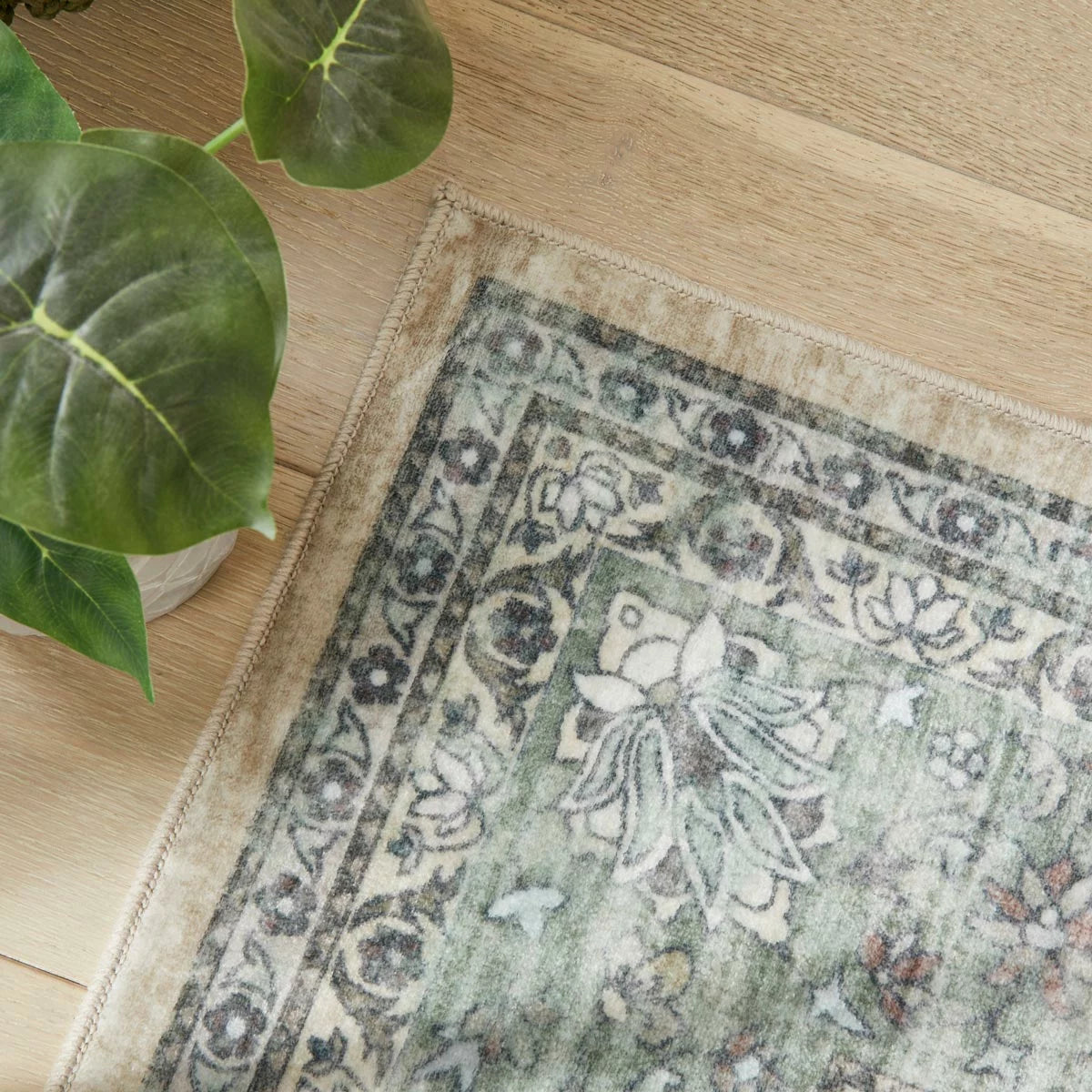 Concept Looms Liberty Cream Green Washable Rug, in 3 Sizes