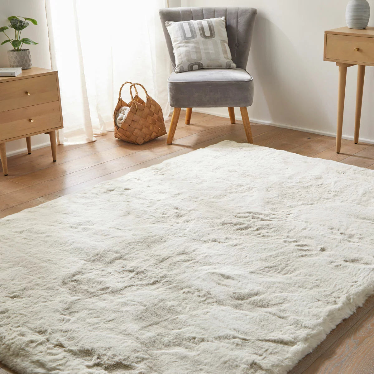 Concept Looms Heavenly Faux Fur Dove Rug, in 3 Sizes