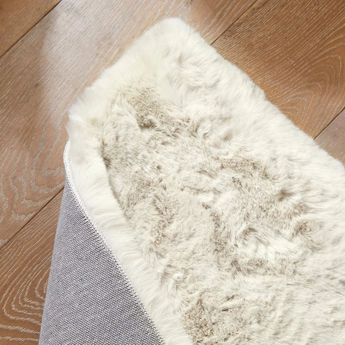 Concept Looms Heavenly Faux Fur Dove Rug, in 3 Sizes