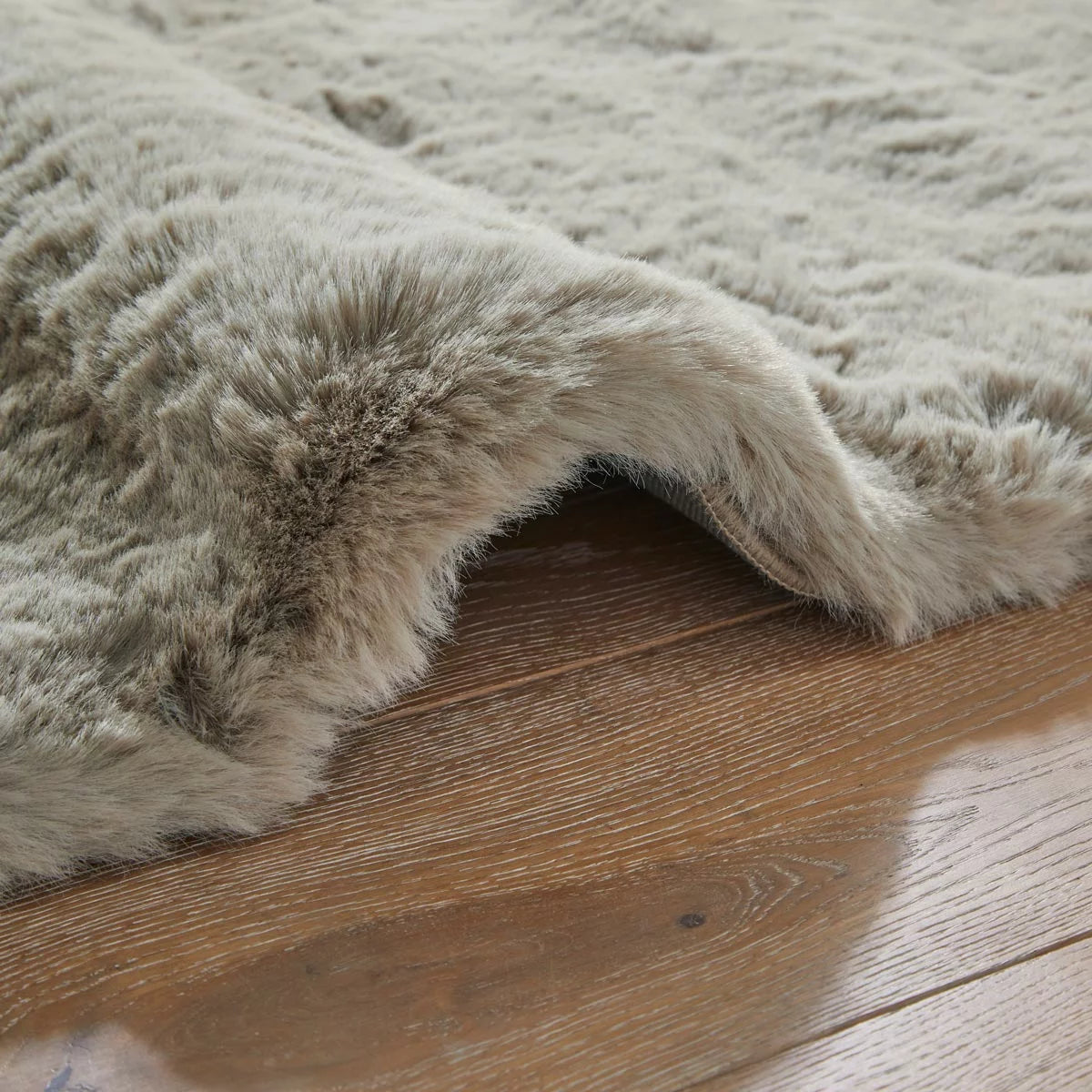 Concept Looms Heavenly Faux Fur Mink Rug, in 3 Sizes