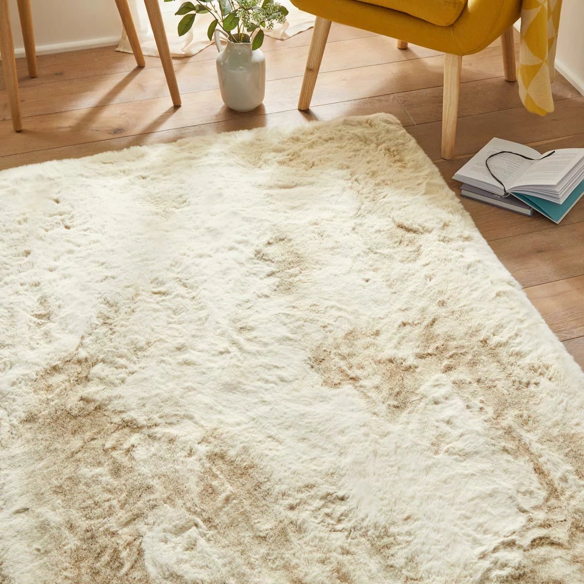 Concept Looms Heavenly Faux Fur Shell Rug, in 3 Sizes