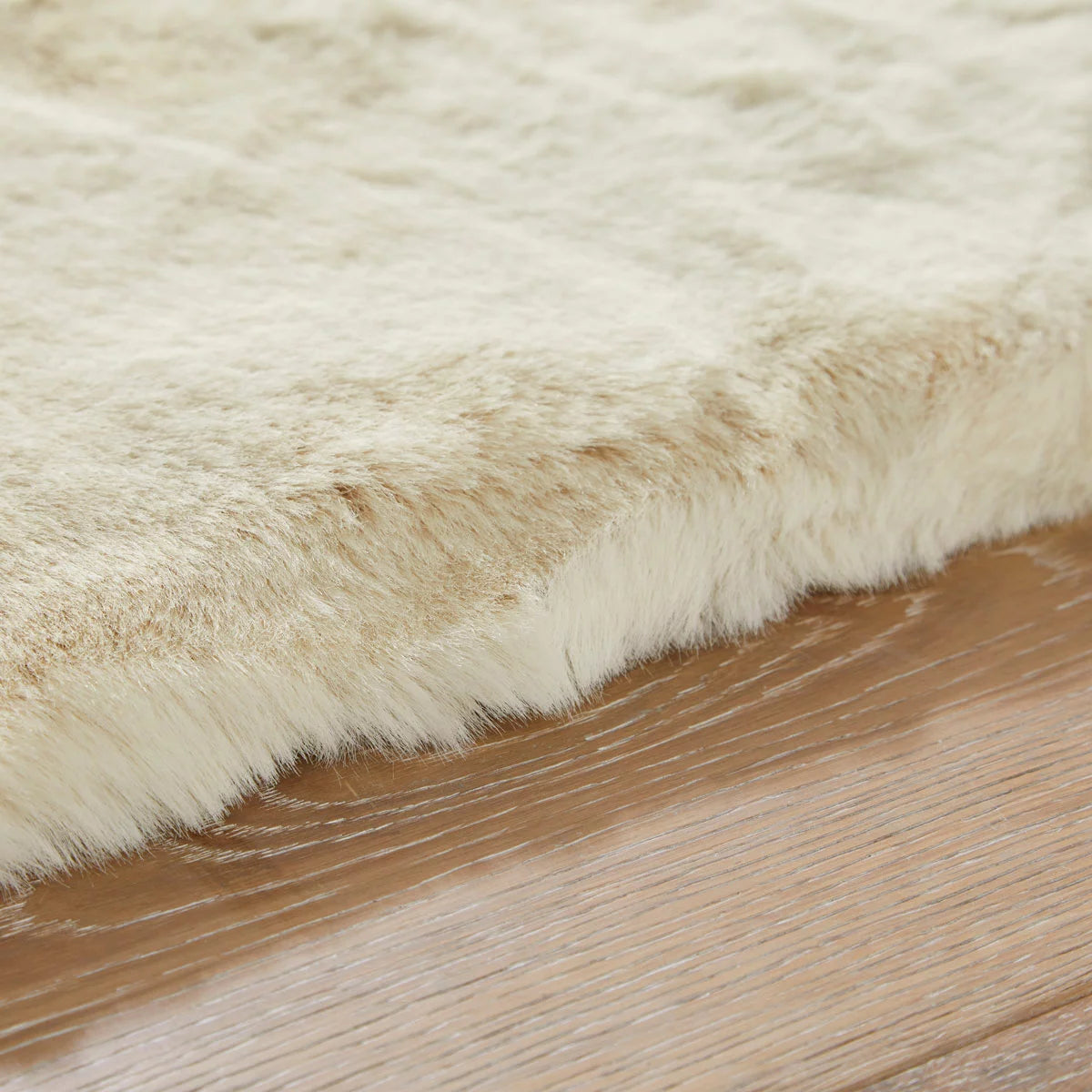 Concept Looms Heavenly Faux Fur Shell Rug, in 3 Sizes