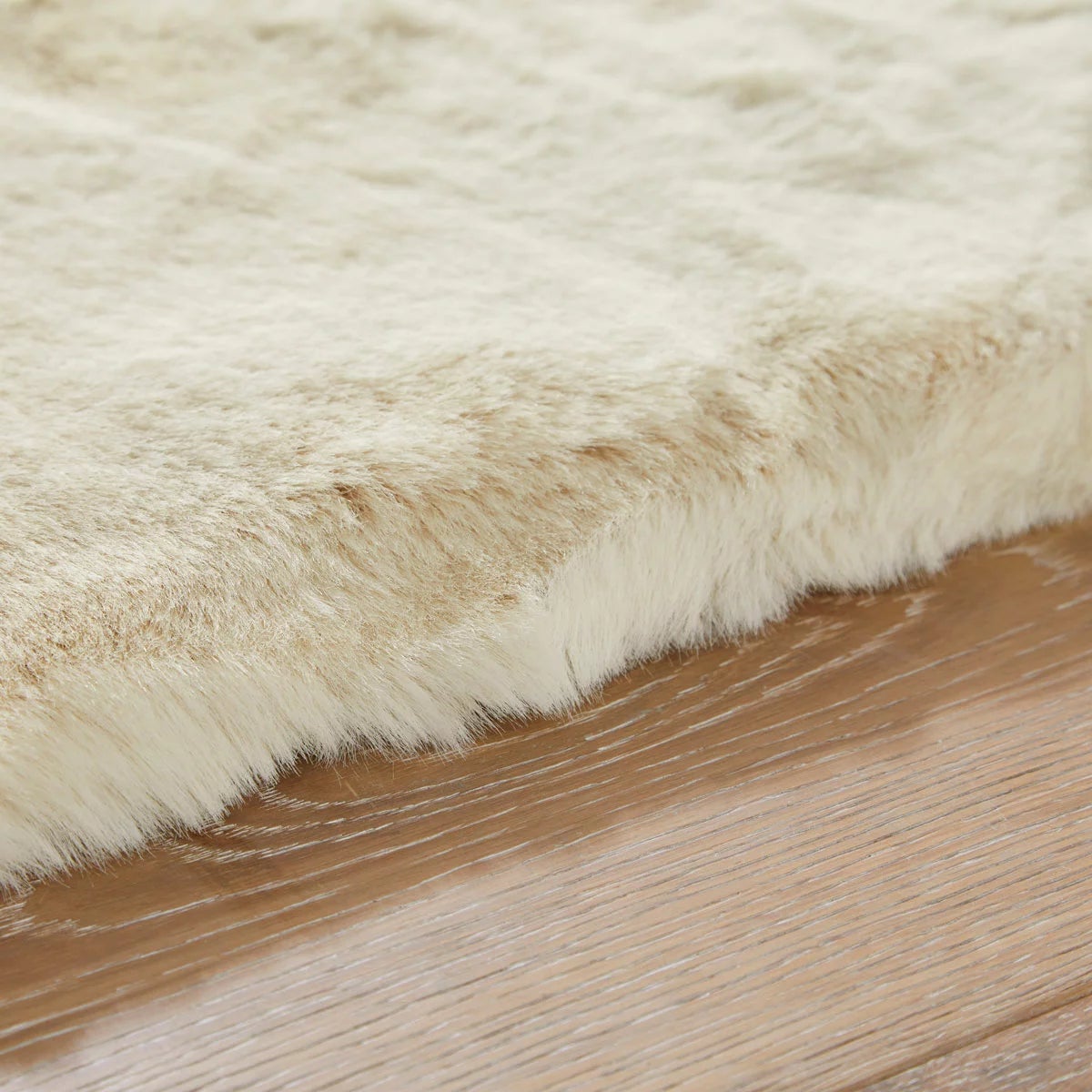 Concept Looms Heavenly Faux Fur Shell Rug, 230 x 300 cm, view 5