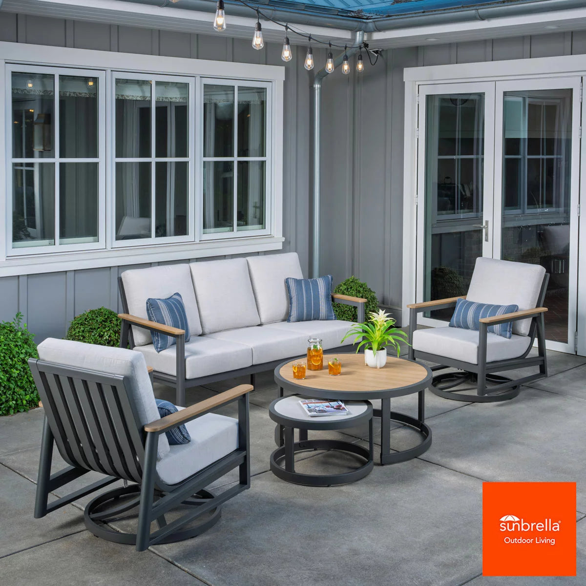SunVilla Sara 5 Piece Deep Seating Set + Cover