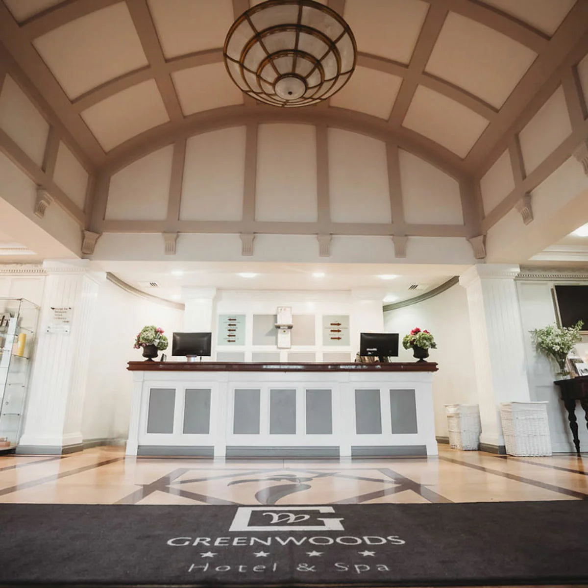 Virgin Experience Days Classic Spa Day with Lunch for Two at Greenwoods Hotel &
