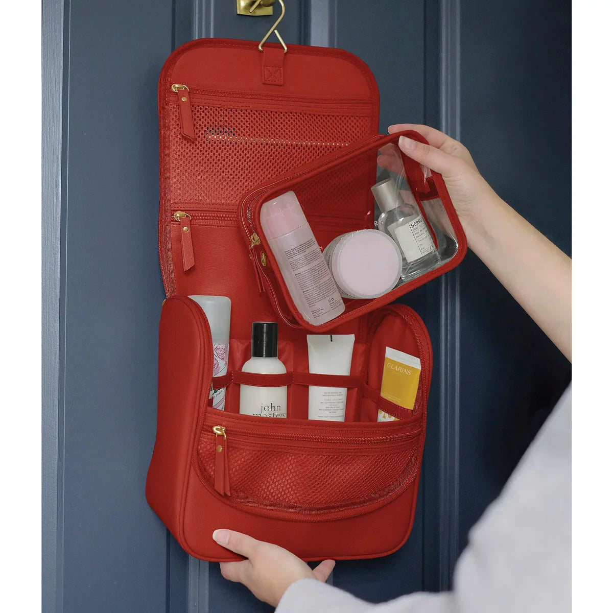Stackers Large Hanging Washbag In Red