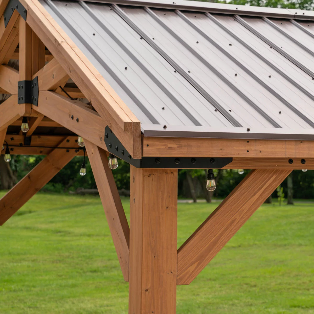 Backyard Discovery Norwood 16ft x 12ft (4.8 x 3.7m) Wooden Gazebo