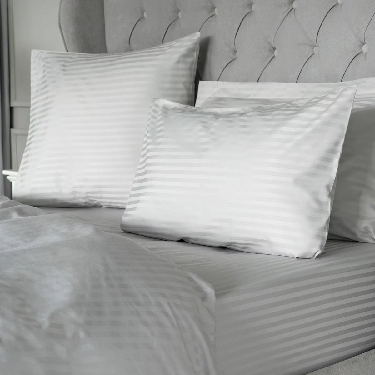 Belledorm 540 Thread Count Satin Stripe Grey Duvet Cover Set in 3 Sizes