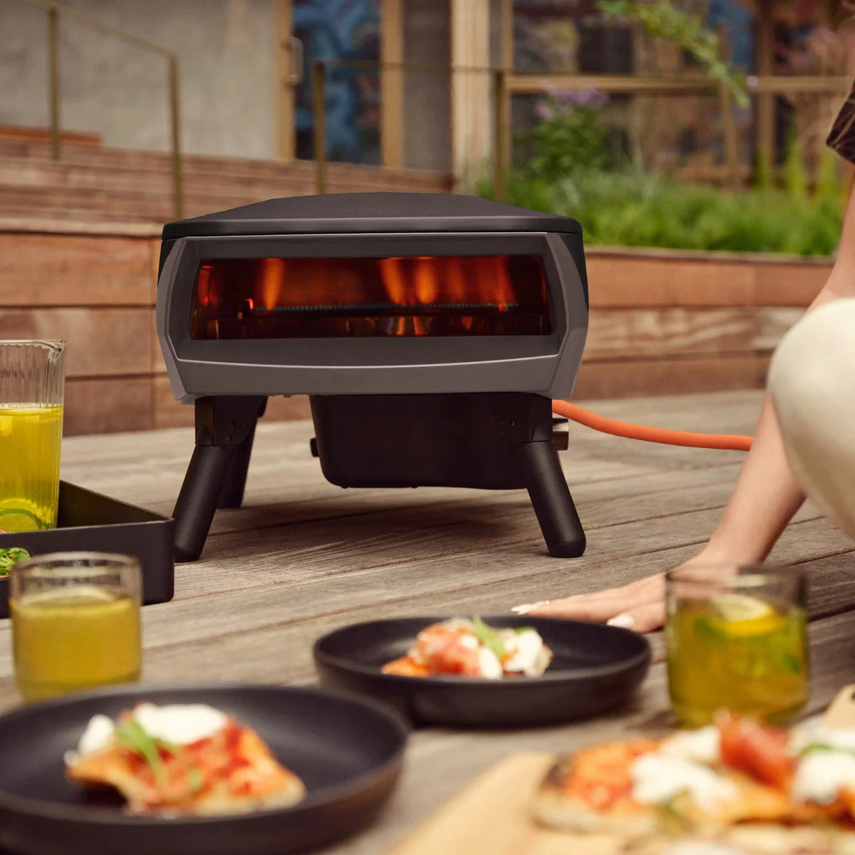 Witt Piccolo Rotante Gas Powered 13" Pizza Oven 5 Piece Bundle in Black