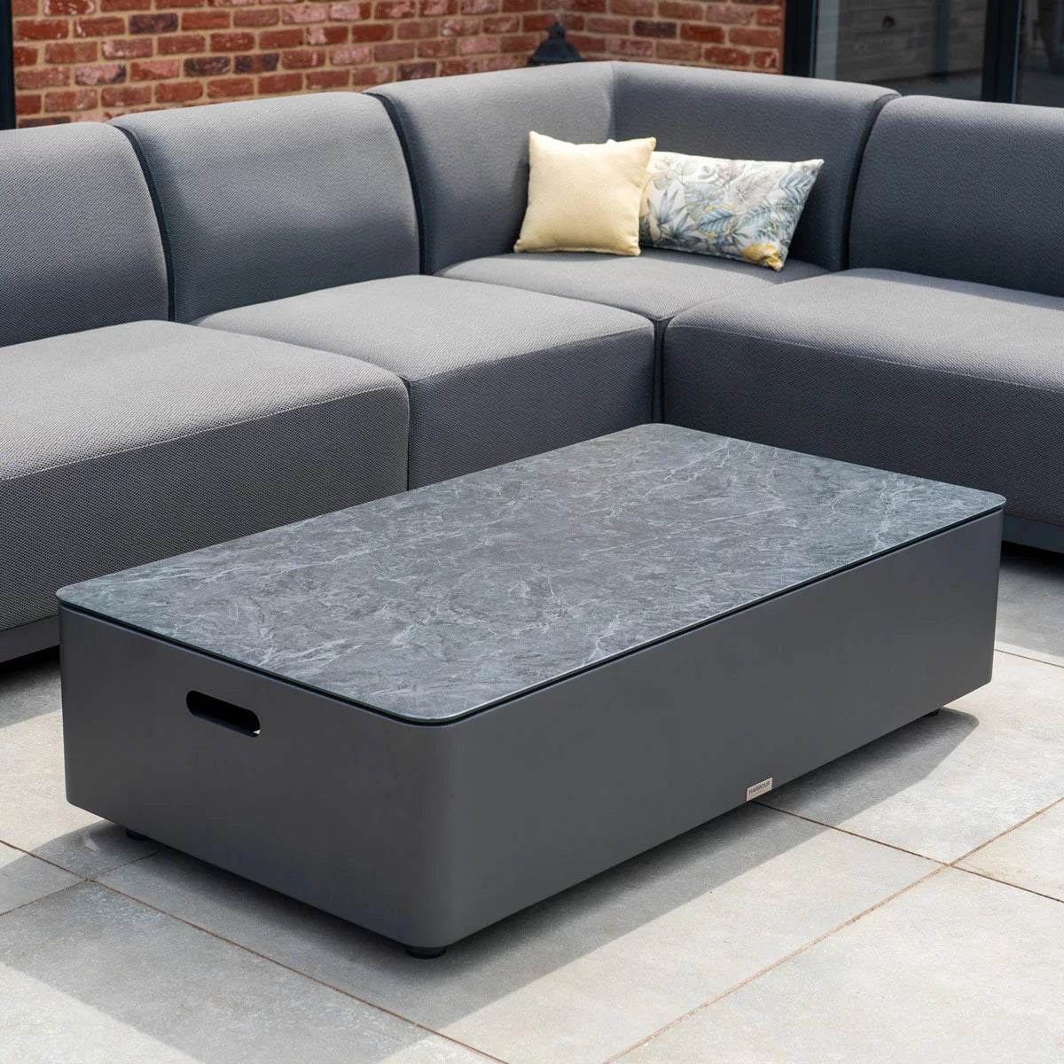 Harbour Lifestyle Luna Large Corner Patio Set + Cover