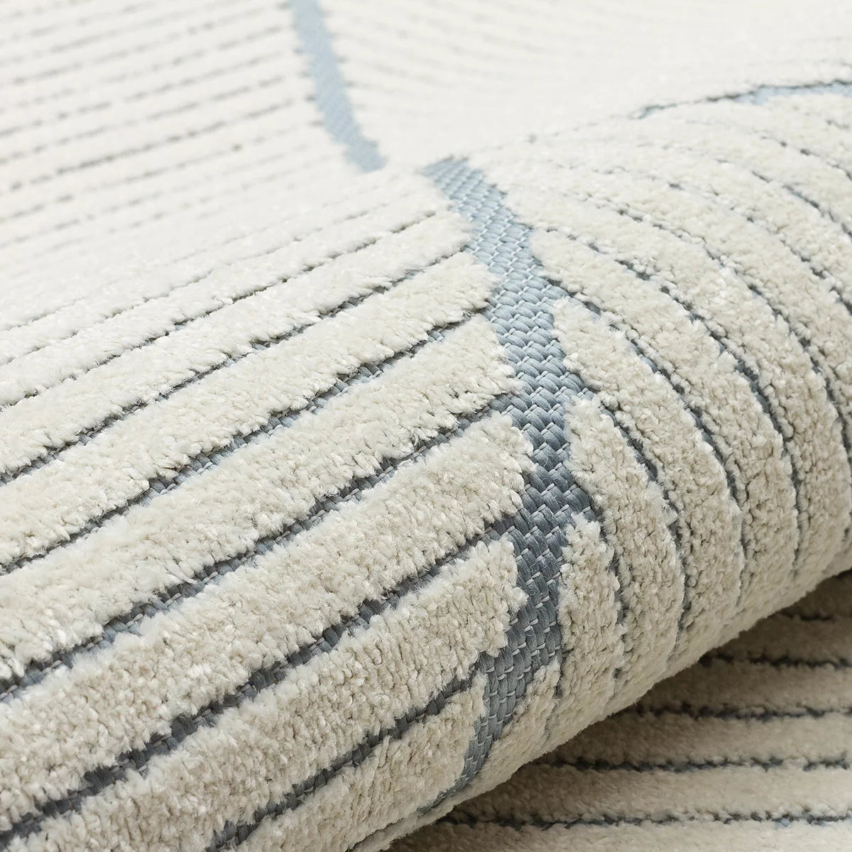 Concept Looms Jazz Blue Geo Indoor Outdoor Rug, in 2 Sizes