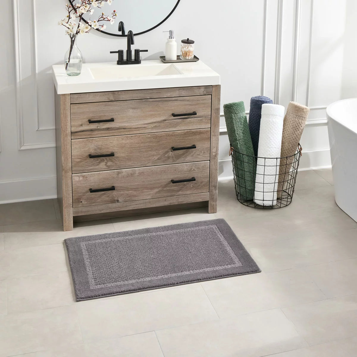 Grandeur Bath Mat in Grey, 60 x 91 cm