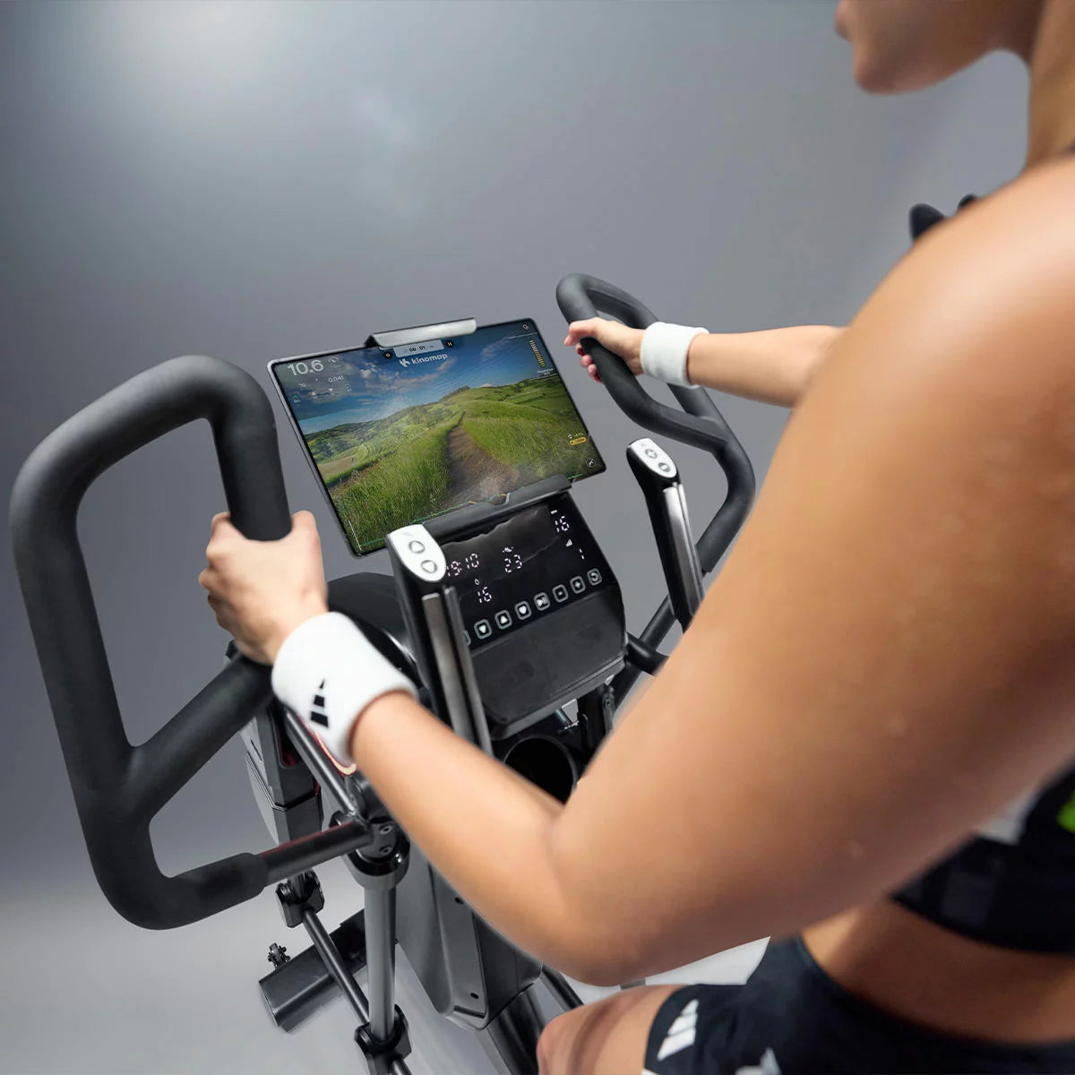 Adidas X-800 Power-Stride Elliptical Cross Trainer