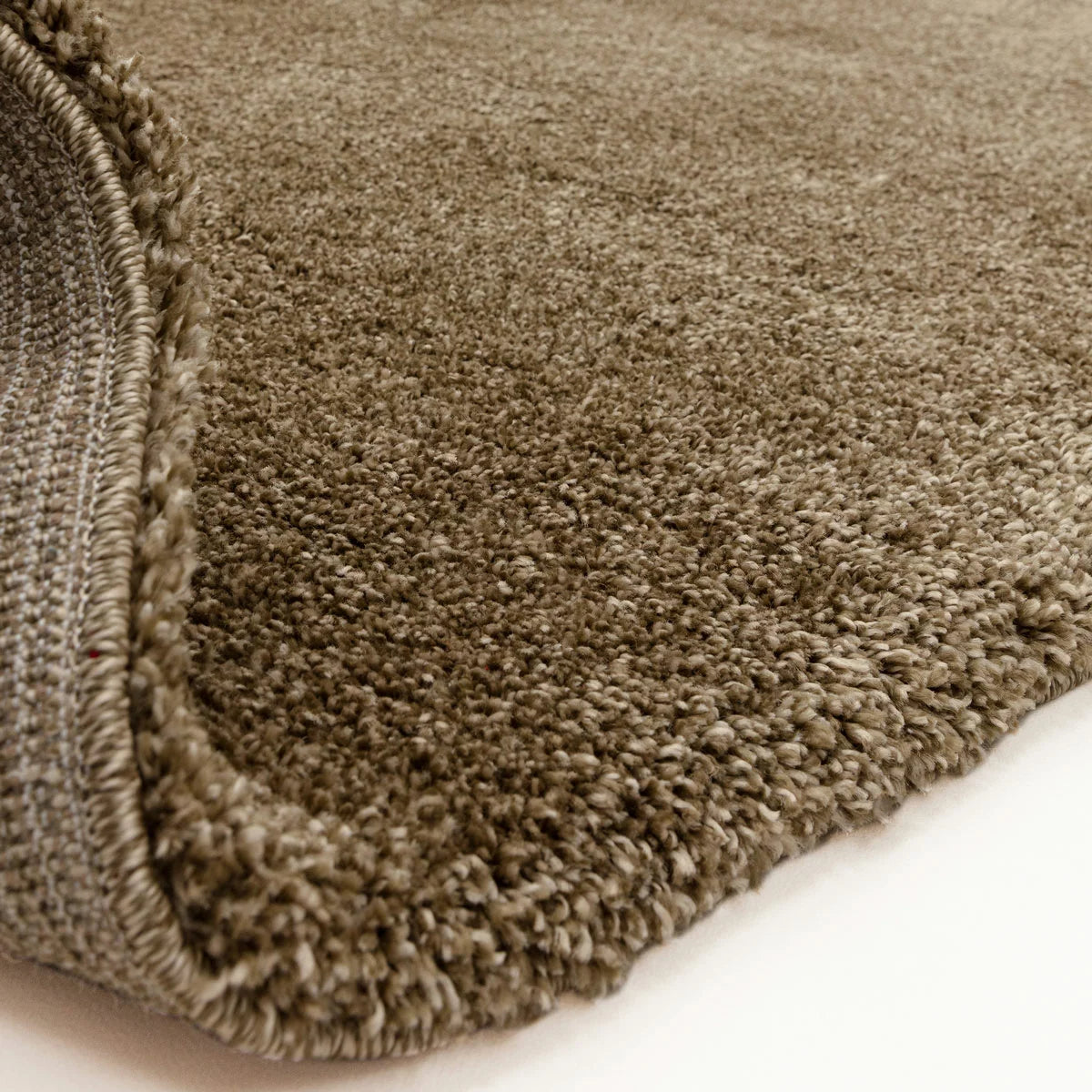 Atlas Shaggy Natural Rug, in 3 Sizes