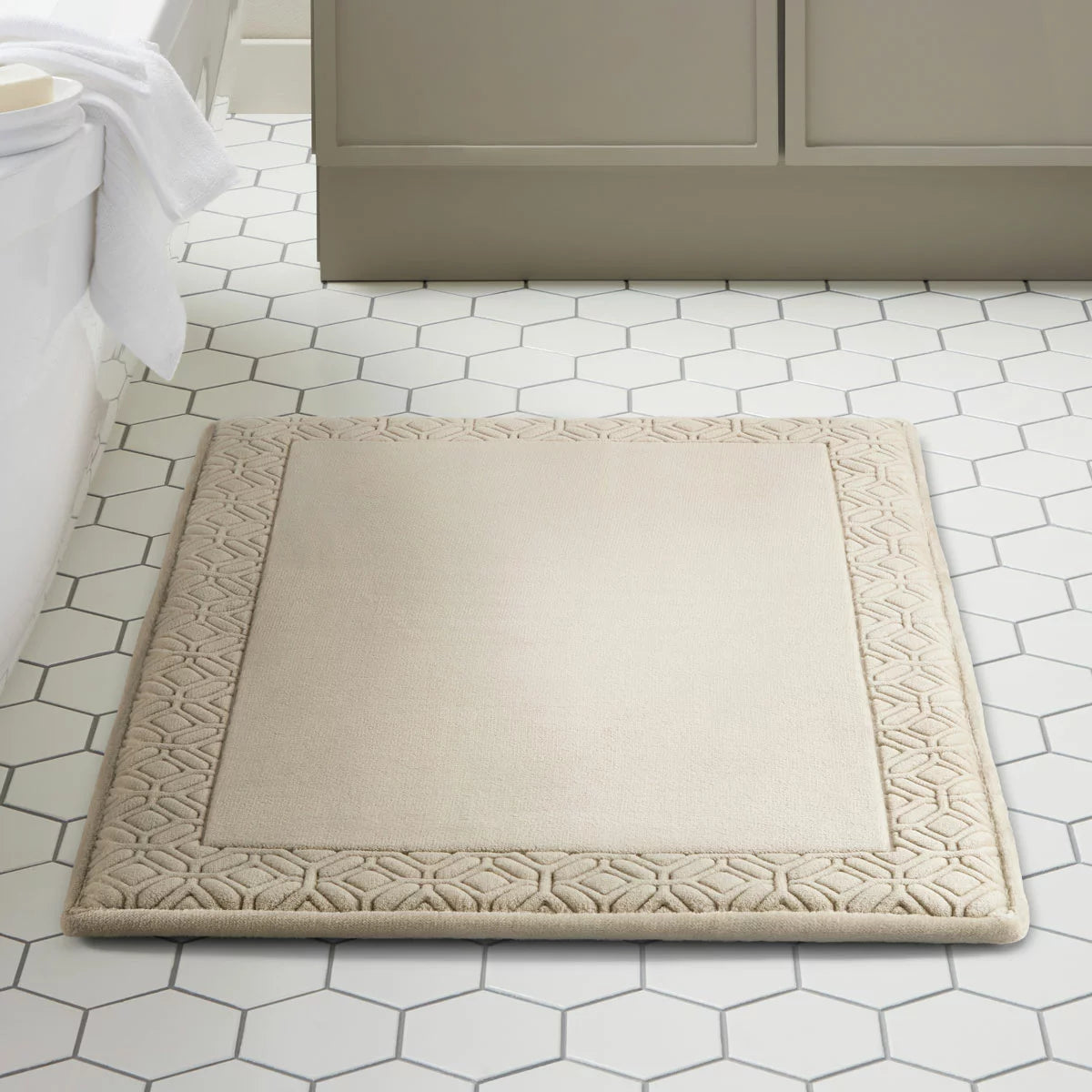 Paramount Memory Foam Plush Bath Mat, 61 x 91 cm