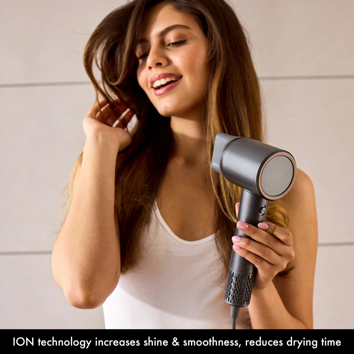 AirCraft Airmotion High Speed Ionic Hair Dryer With Heat Control & Diffuser in 3