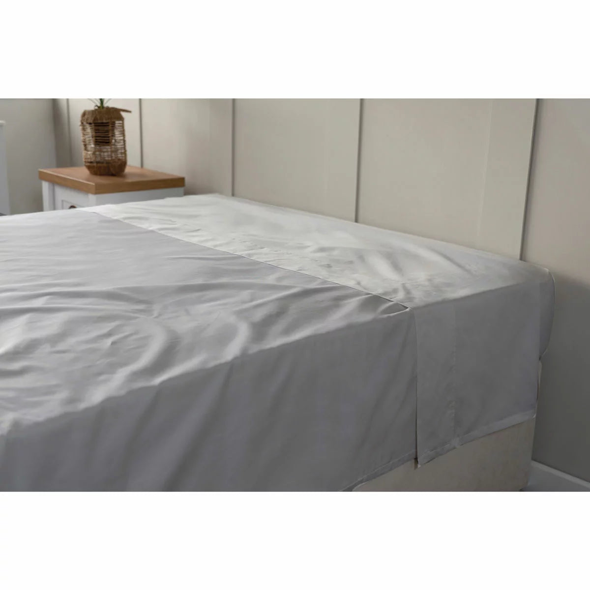 Belledorm Egyptian Cotton 600 Thread Count Platinum Flat Sheet, in 3 Sizes