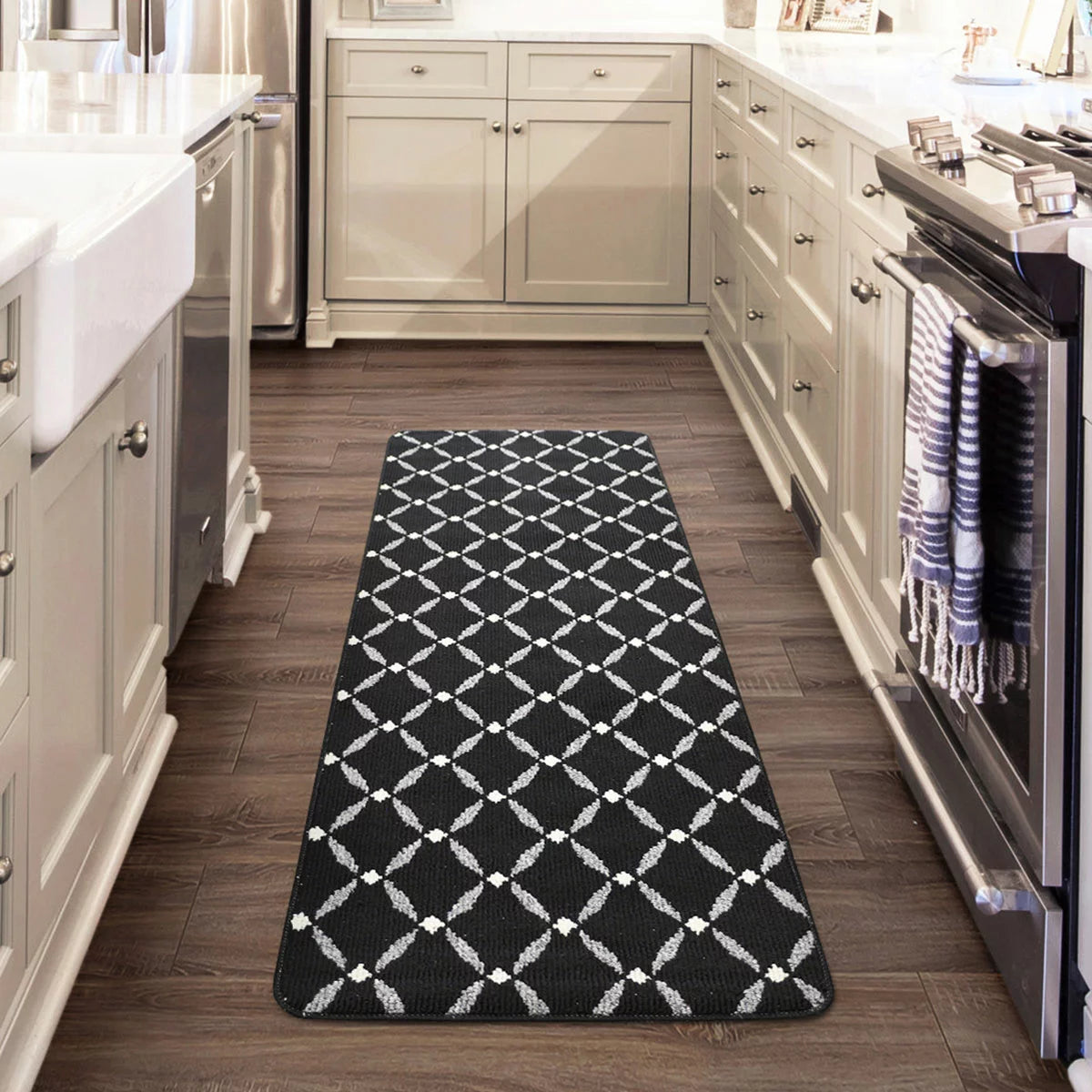 Multy Home Accent Floor Runner in Monochrome, 60 x 183 cm