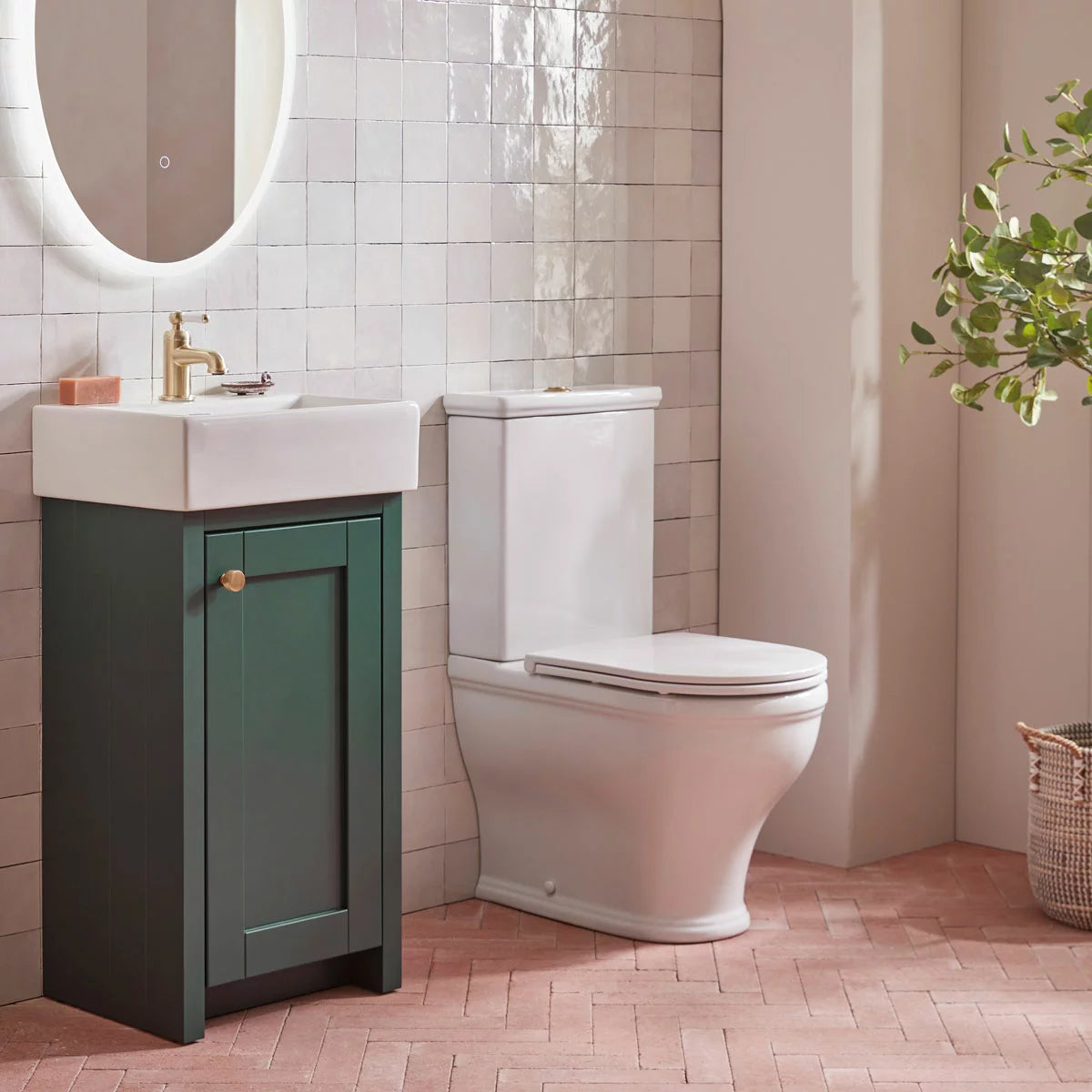 Tavistock Ashby Closed Back Toilet With Cistern And Seat