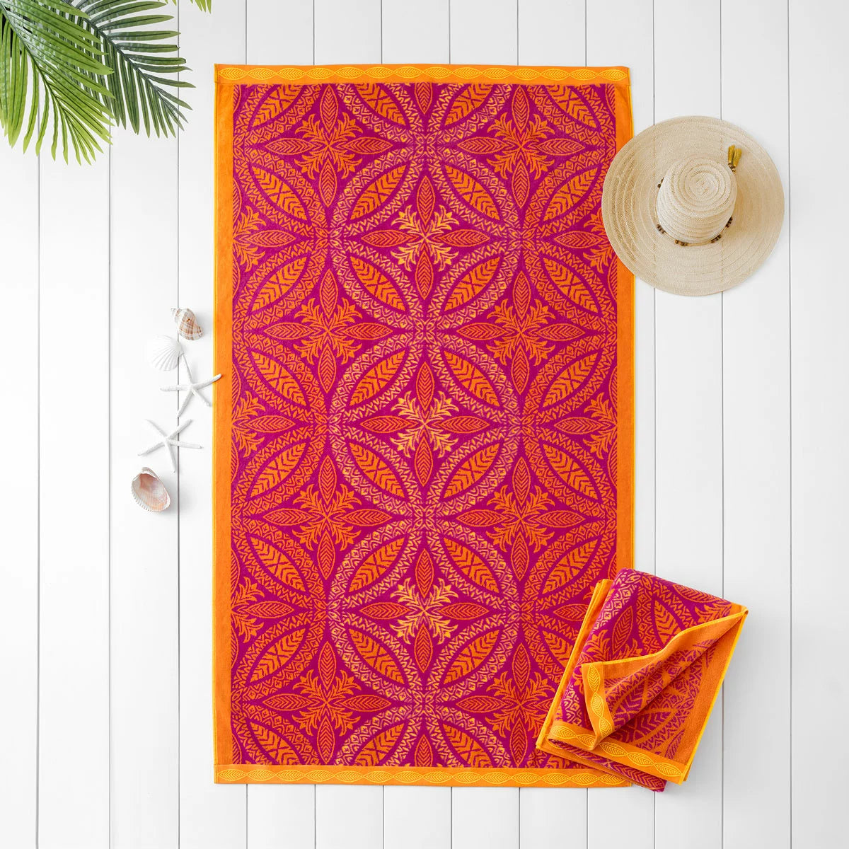 Oversized 100% Cotton Medallion Beach Towel