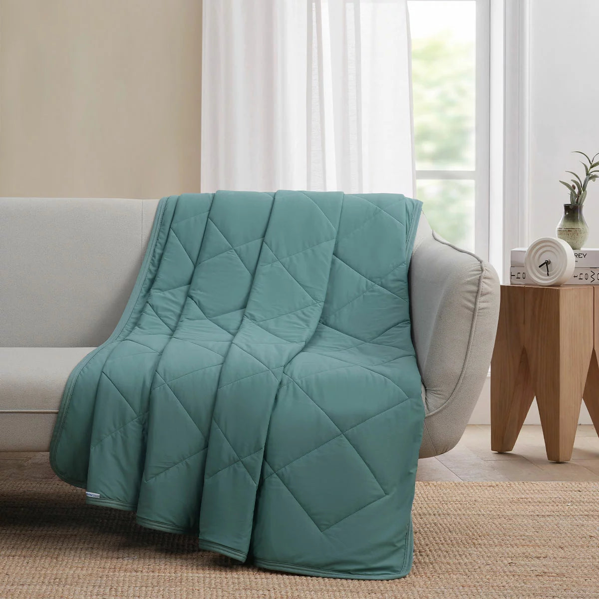 Below Zero Green Cooling Throw, 152 x 177 cm