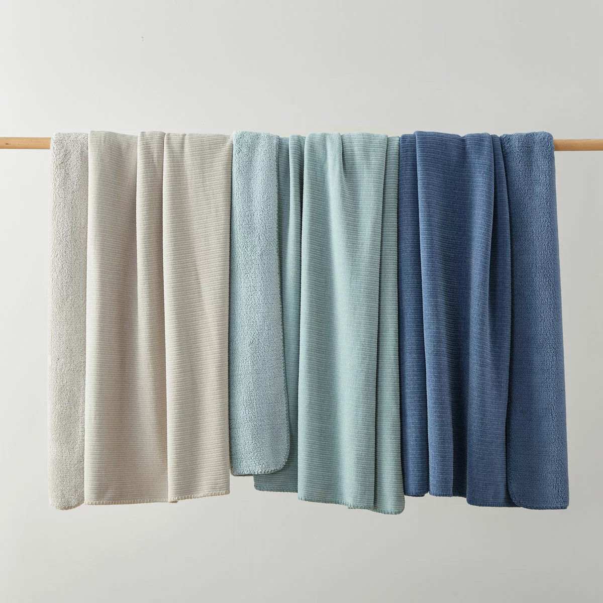 Casual Living Soft Chenille Throw, 127 x 178 cm