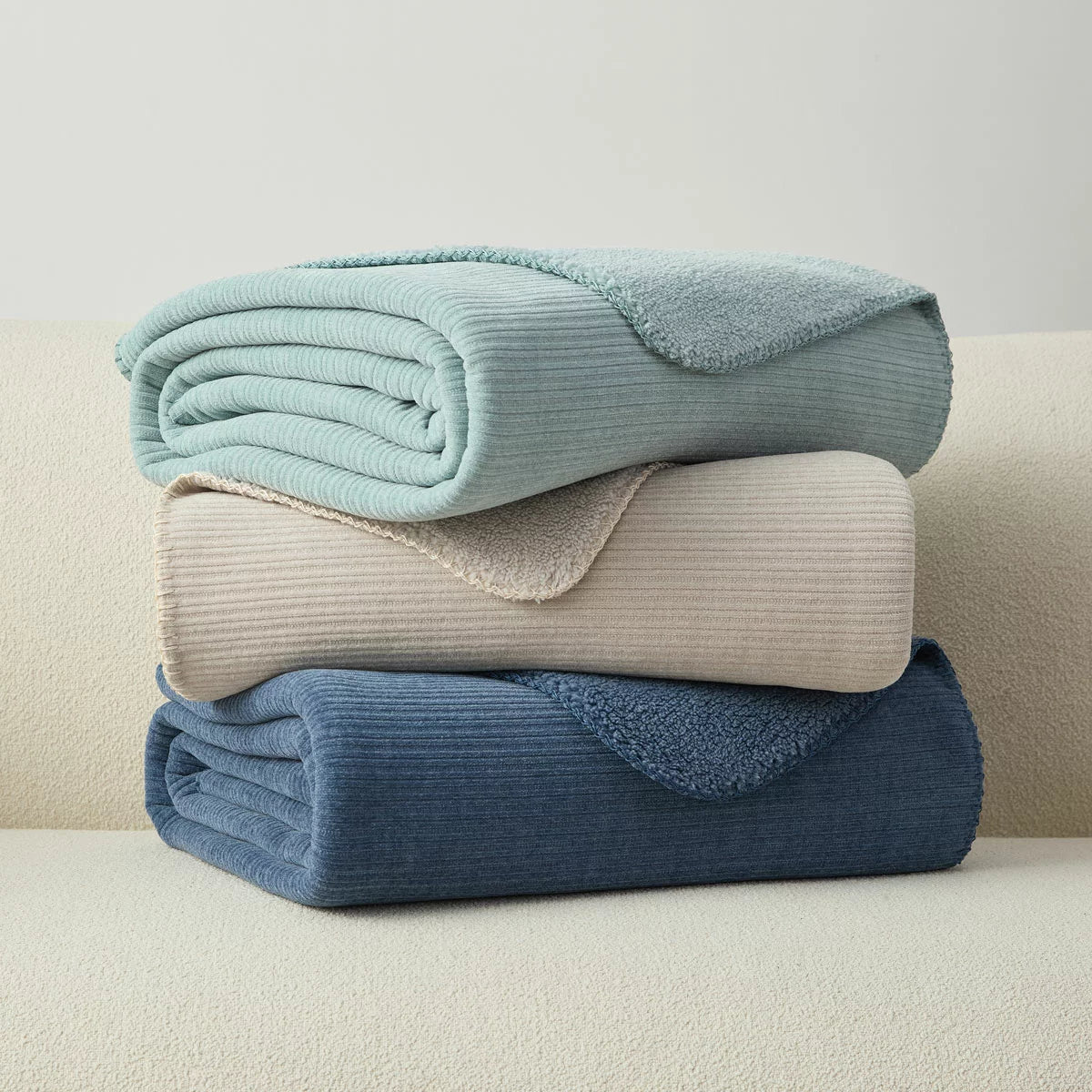 Casual Living Soft Chenille Throw, 127 x 178 cm
