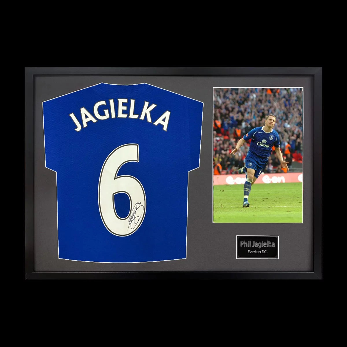 Phil Jagielka Signed Framed Everton Football Shirt, including 1 Photo in 2