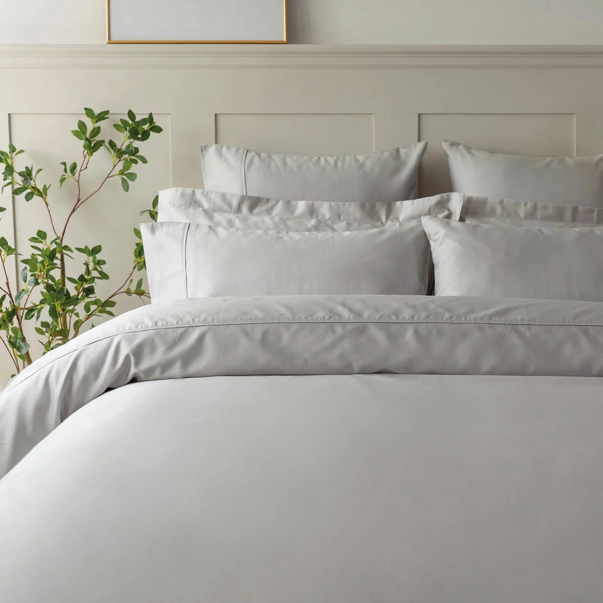 Belledorm 600 Thread Count Cotton Grey Duvet Cover Set in 3 Sizes