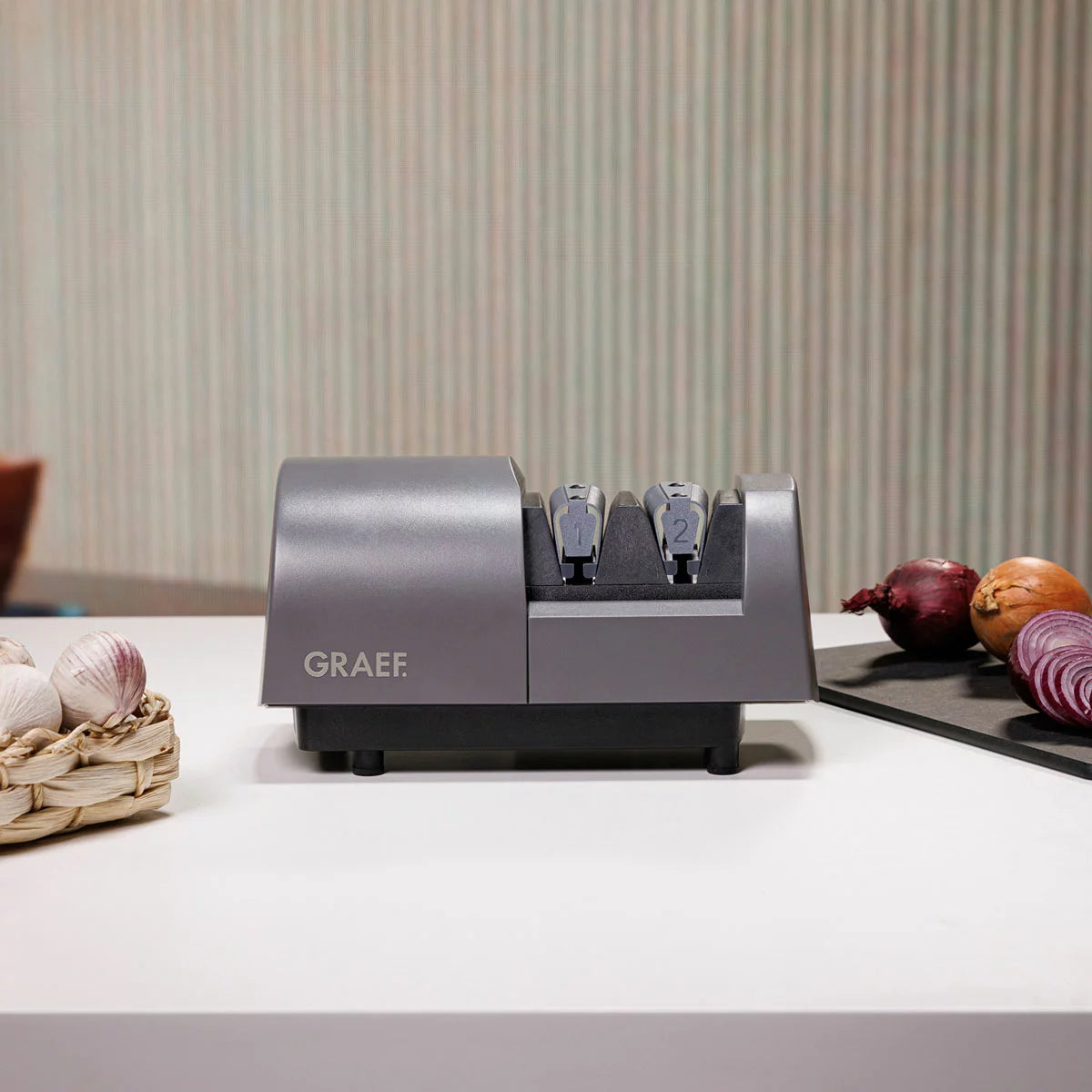 Graef SG520 Electric Knife Sharpener in Quartz Grey