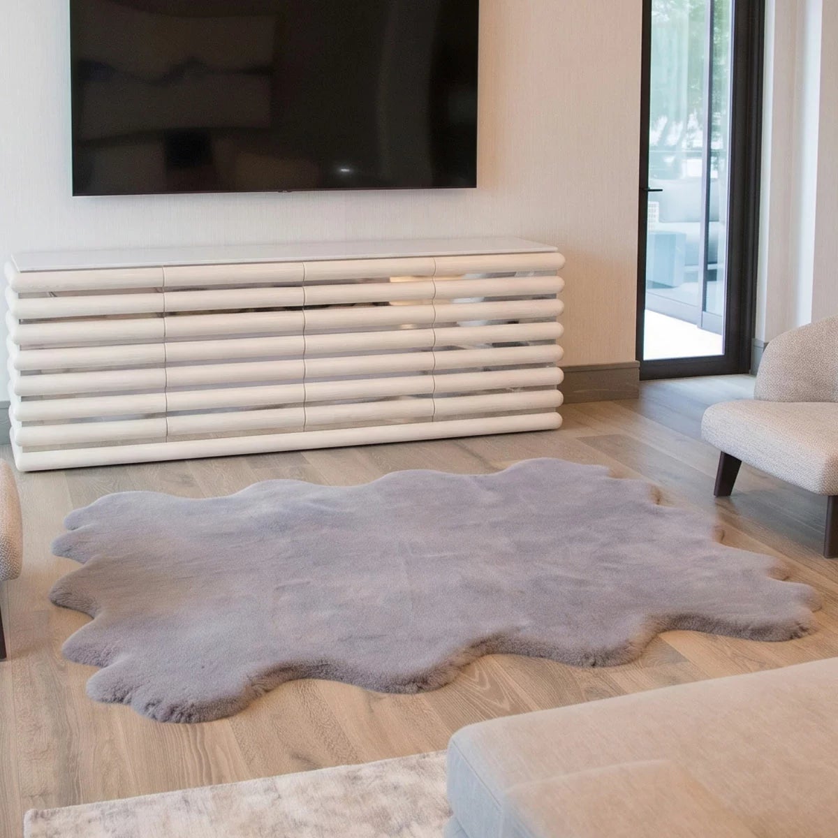 Mon Chateau Faux Fur Octo Rug, 177 x 220 cm