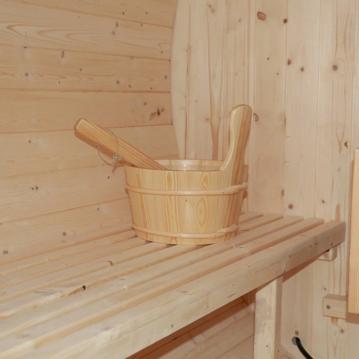 Vidalux Traditional Outdoor Barrel Sauna in 3 Sizes