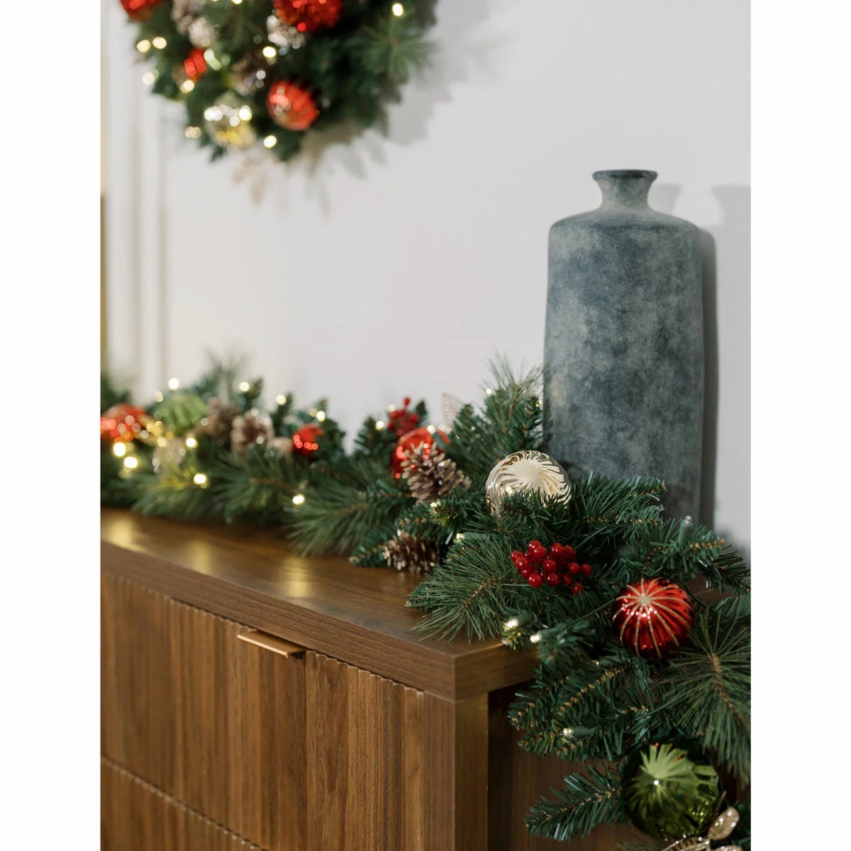 9 ft Pre-lit Christmas Artificial Garland With Twinkling LED Lights, view 17
