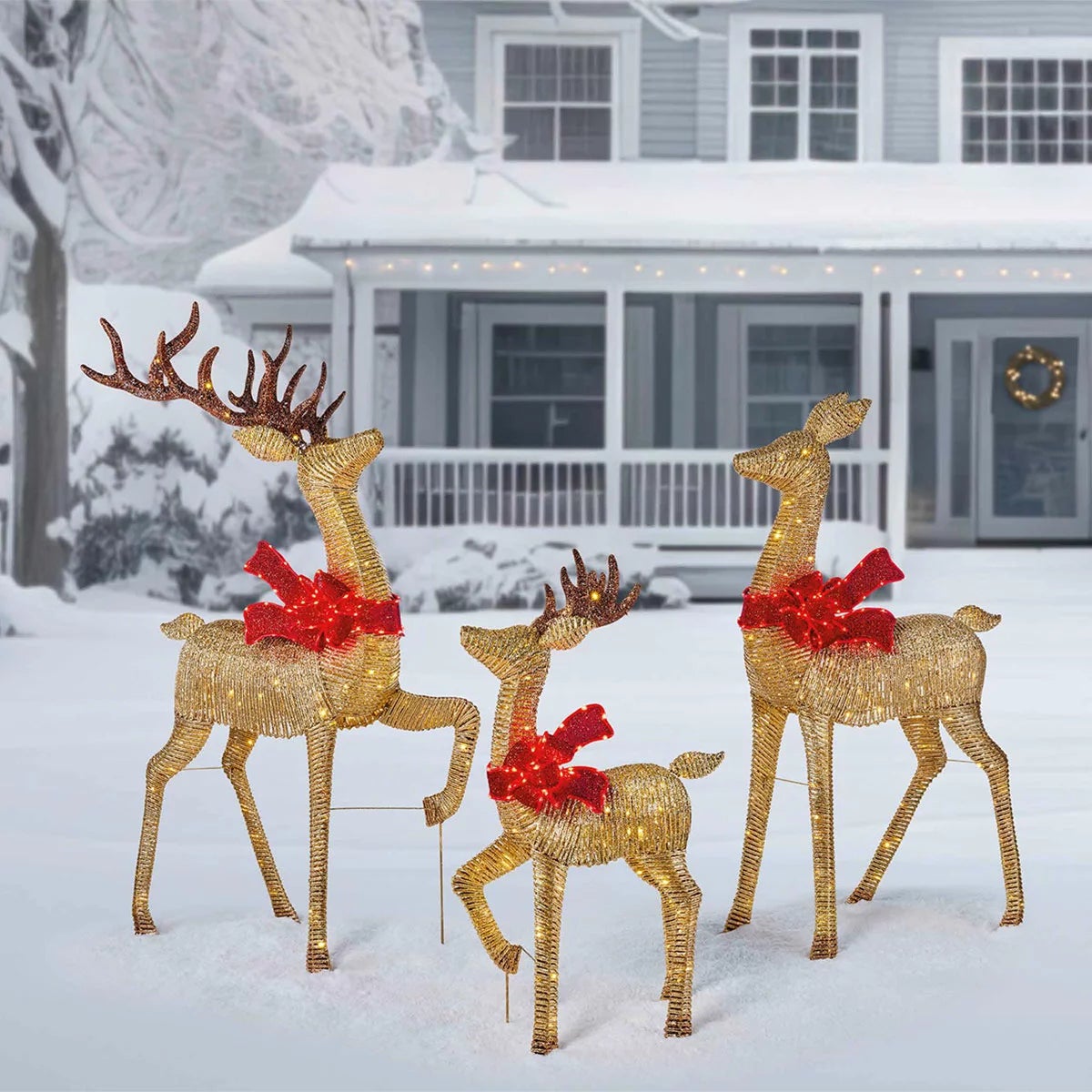 6ft (1.8m) Deer family Set of 3 with LED Lights