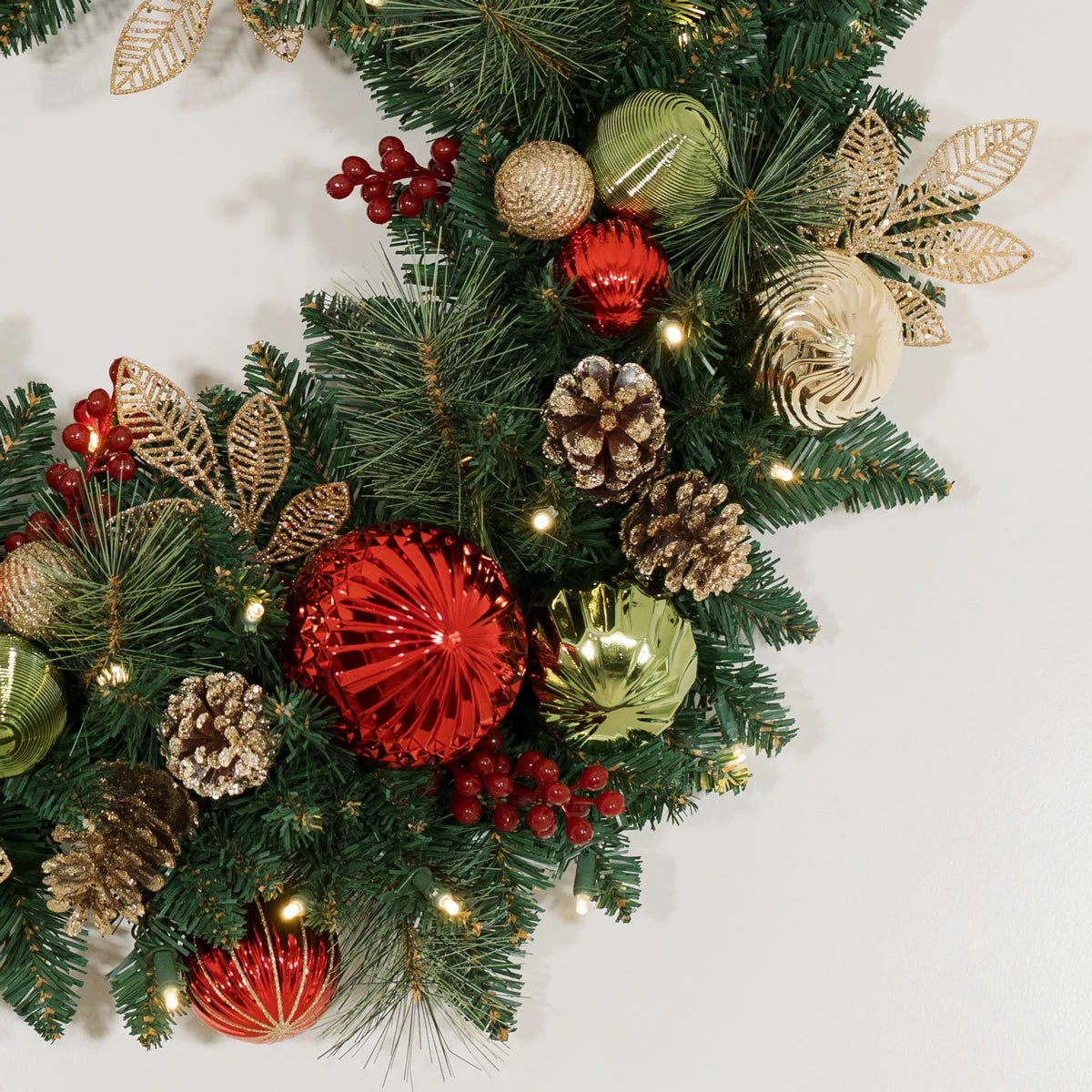 30 inch (76cm) Pre-Lit Decorated Wreath with 50 LED Lights, view 22