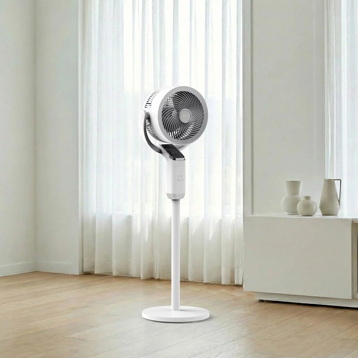 Airmate FA20-RD239 Pedestal Fan in White, view 5