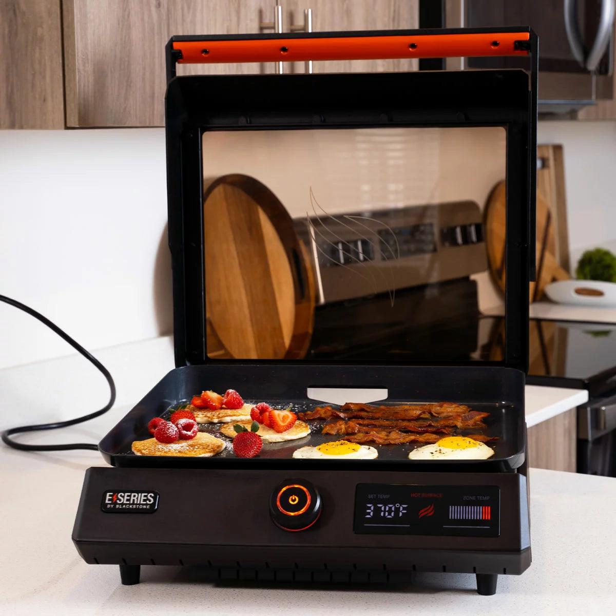 Blackstone E-Series 17" Tabletop Electric Griddle with Hood
