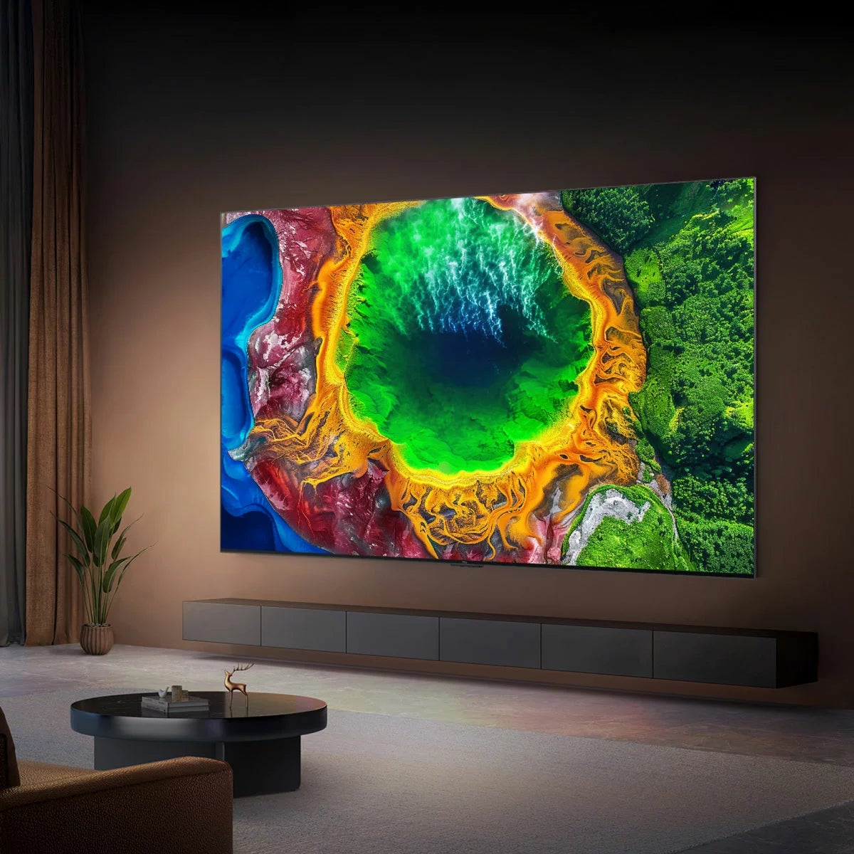 TCL 75Q7D 75 Inch RGB-Mini LED TV, view 4