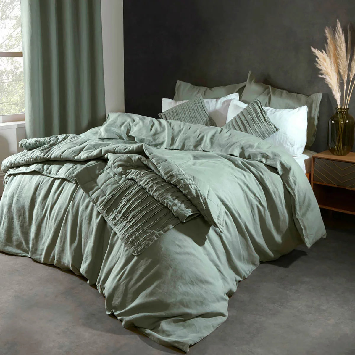 Lazy Linen 100% Washed Green Linen Duvet Cover Set in 3 Sizes