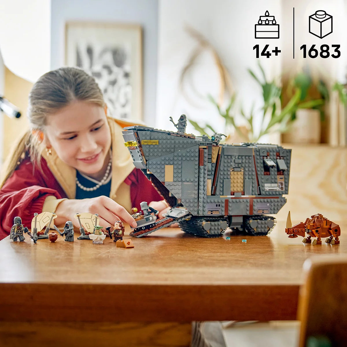 LEGO Star Wars Offworld Sandcrawler and Mudhorn - Model 75453 (14+ Years)