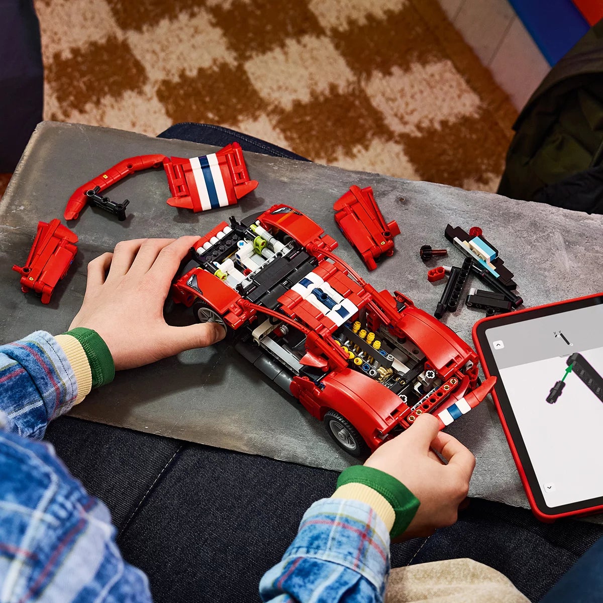 LEGO Technic Dodge Viper GTS-R Sports Car / Ferrari 488 PISTA Car - Model 42234/42235 (9+ Yrs), view 15