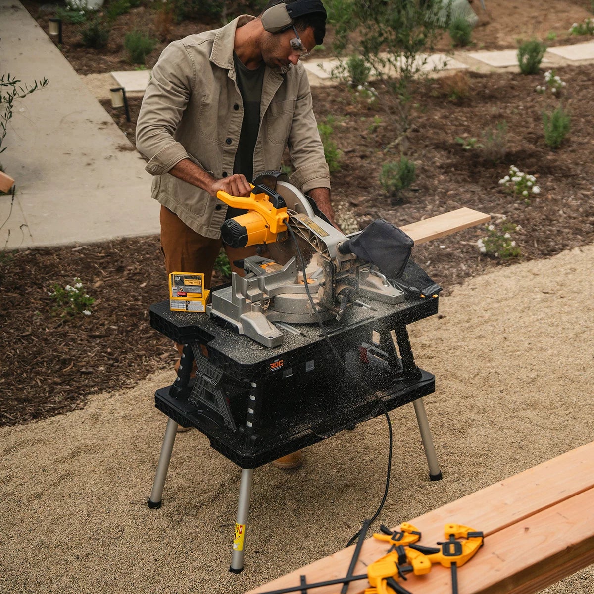 Keter V2 Folding Work Bench Table, view 2
