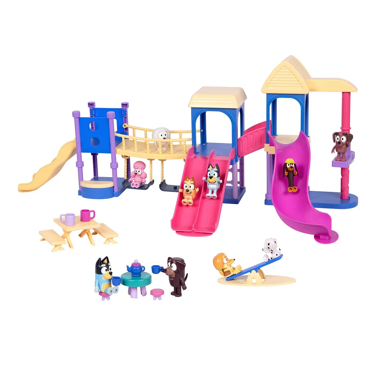 Bluey's Playdate Playground Set, 24-Piece Set with 10 figures Including exclusive Winnie and Fido (3+ Years), view 7