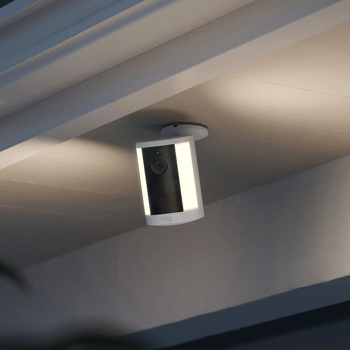 Ring Spotlight Cam (2nd Gen) - Battery White Security Camera